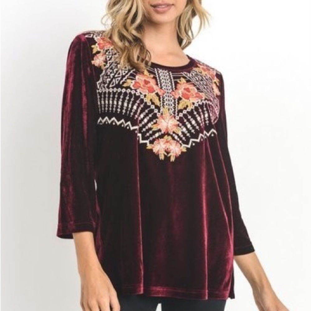 JODIFL Burgundy Velvet Blouse with Floral Embroidery